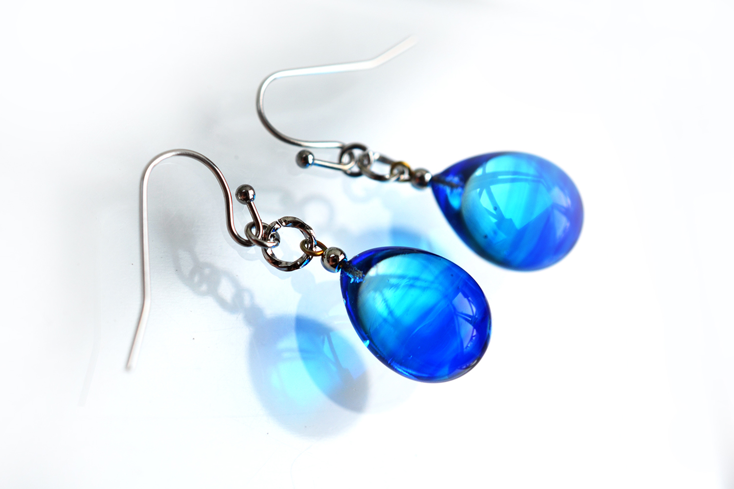 ブルーネックレス＆ピアスセット（シルバーカラー）